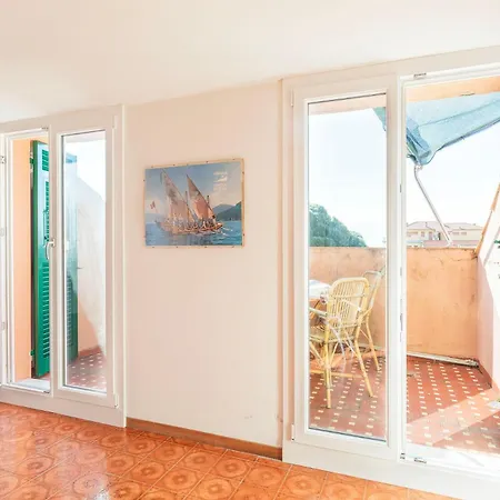 Attico Spazioso E Con Vista, Levanto